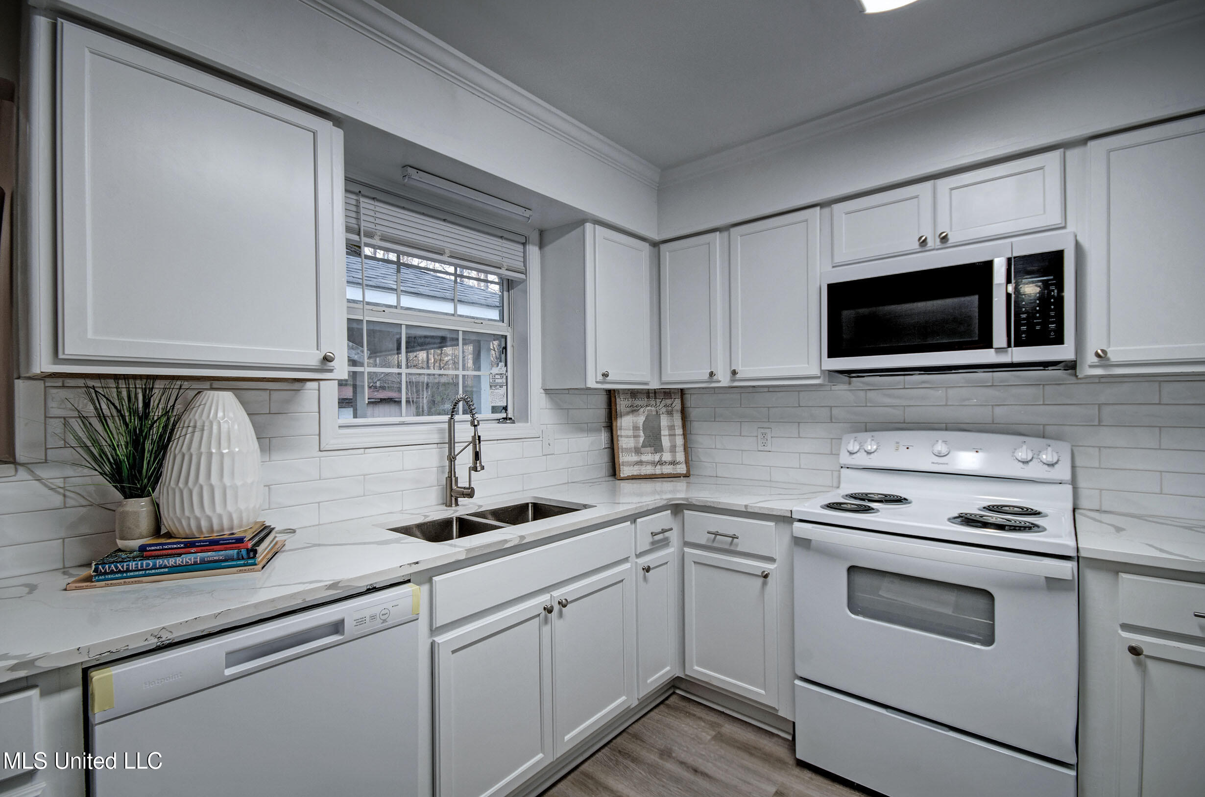 219 1 Park Place Jackson, MS 39212 - Photo 13 of 36 IMGP8221_2_3