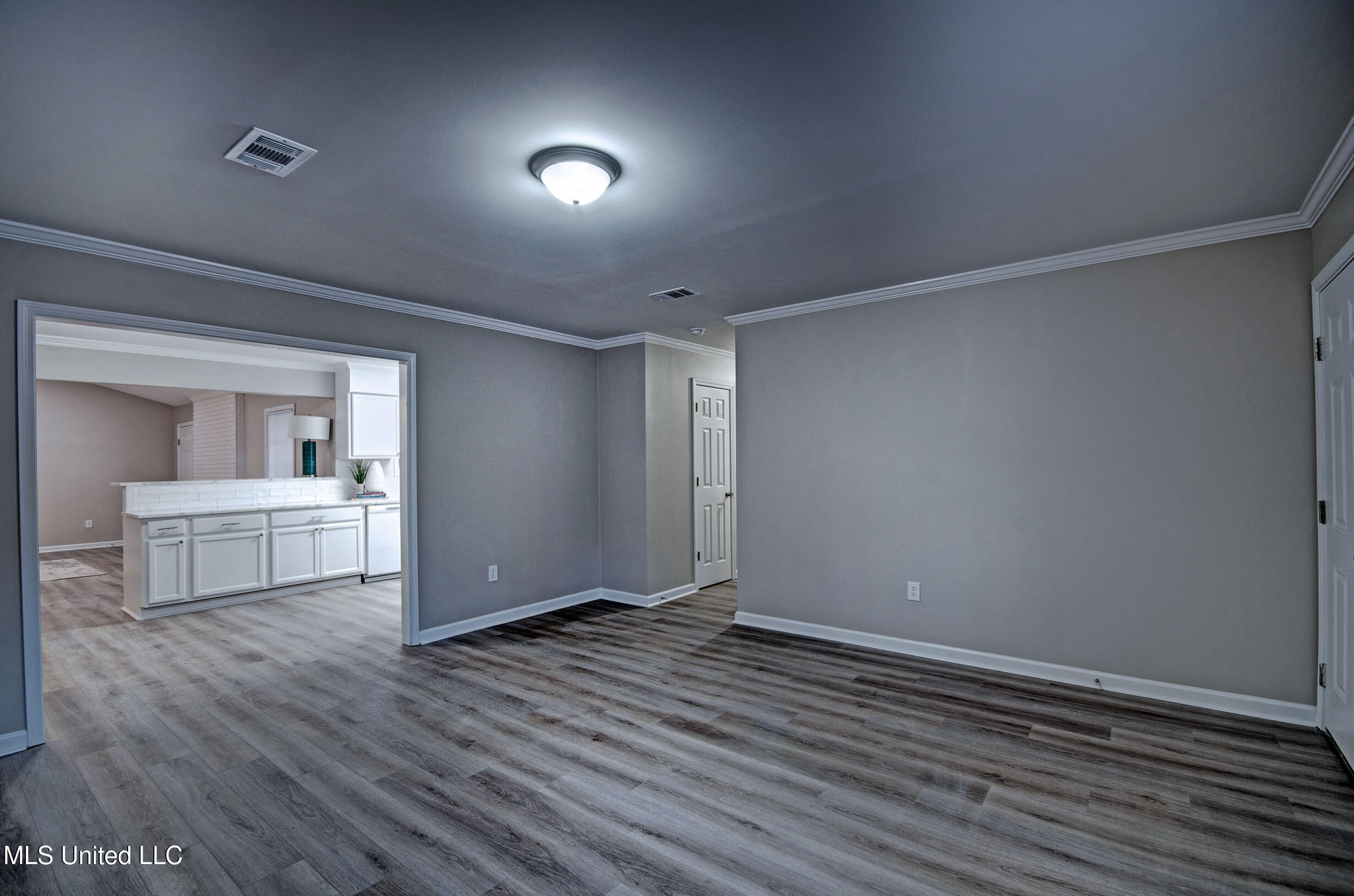 219 1 Park Place Jackson, MS 39212 - Photo 15 of 36 IMGP8209_10_11