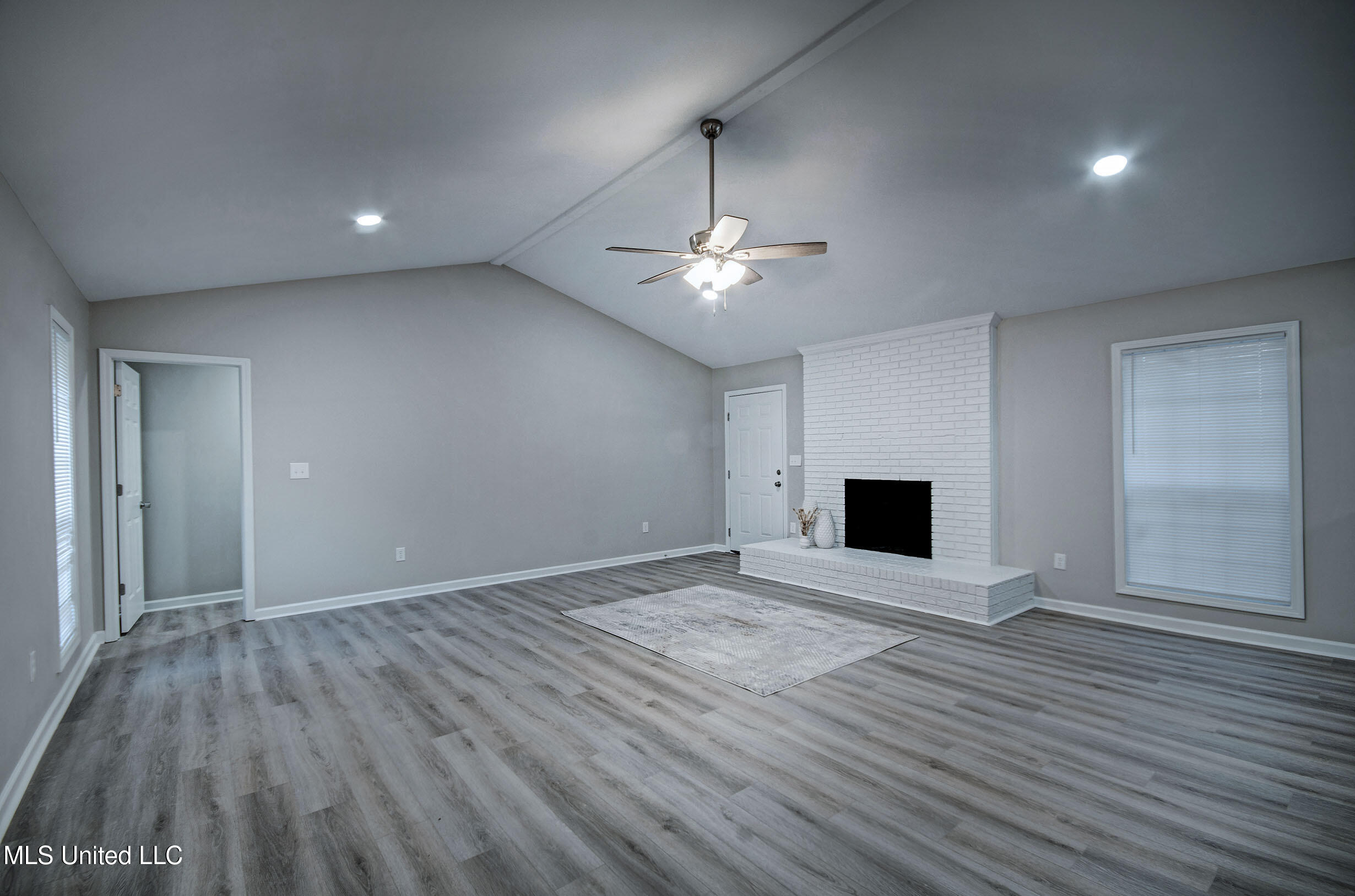 219 1 Park Place Jackson, MS 39212 - Photo 6 of 36 IMGP8230_1_2