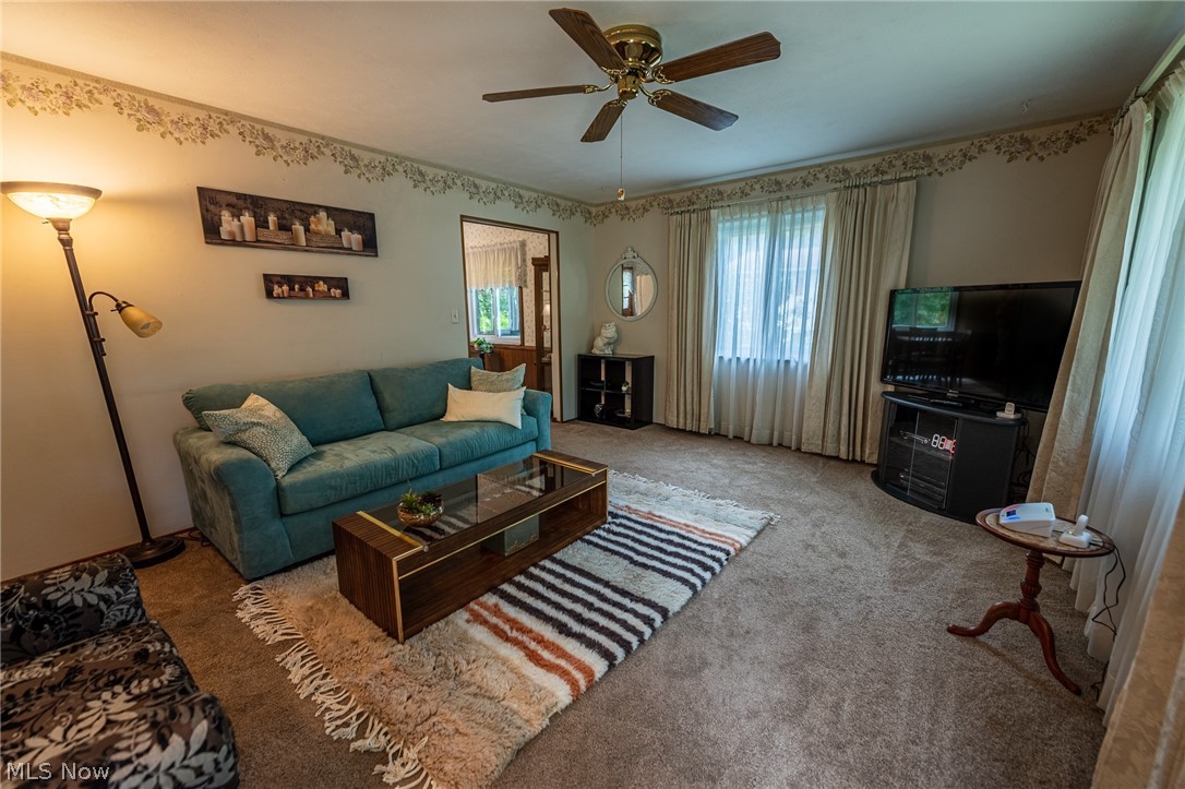 4710 Jupiter Road Akron, OH 44319 - Photo 5 of 13 Gallery Image 5