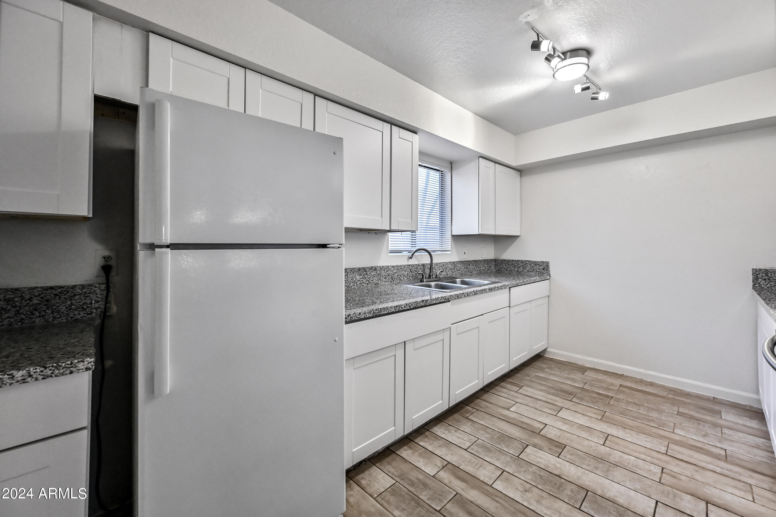 2650 East McKellips Road, Unit 212 Mesa, AZ 85213 - Photo 7 of 15 7-2650EMR212-ocupix