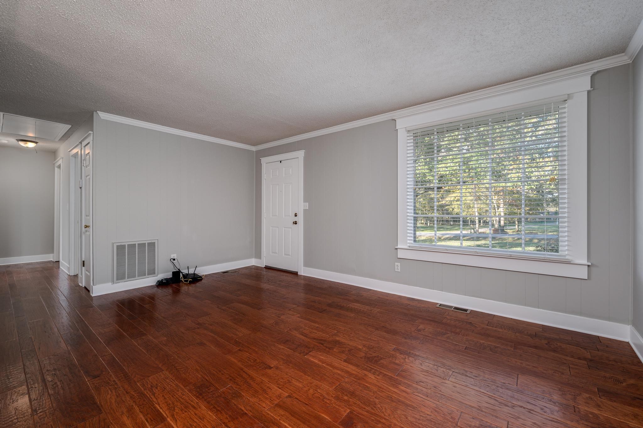341 Shirley Road Smyrna, TN 37167 - Photo 3 of 30 Gallery Image 3