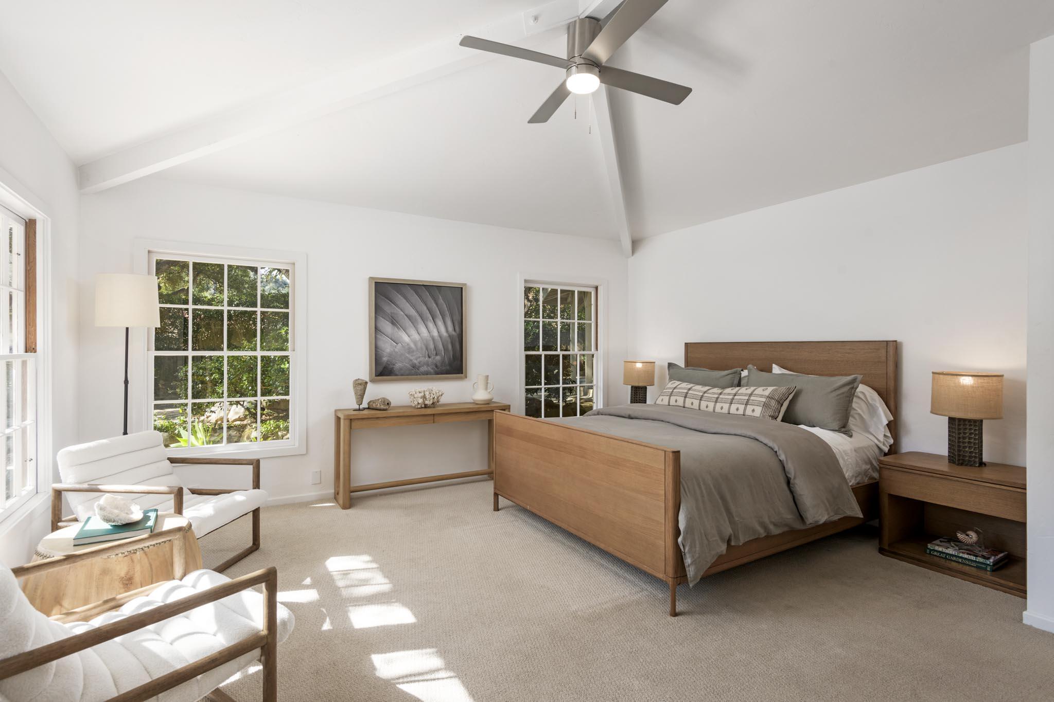 2795 East Valley Road Montecito, CA 93108 - Photo 10 of 21 Primary Bedroom