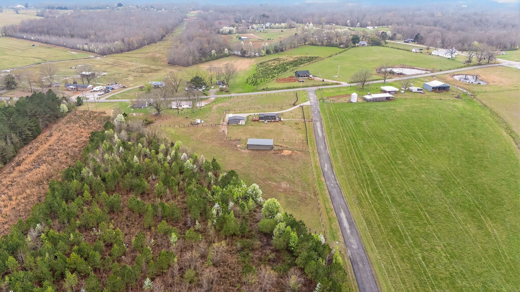 1765 Sugartree Springs Road Belvidere, TN 37306 - Photo 18 of 42 an aerial view of residential houses with outdoor space
