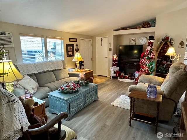 $168,000 | 77 Blue Heron Drive, Longview, WA 98632