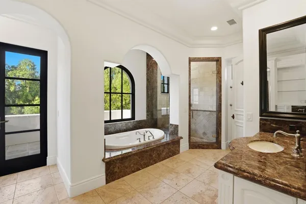$5,150,000 | 18325 Calle La Serra, Rancho Santa Fe, CA 92091
