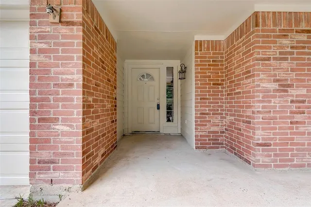 a view of an outdoor space