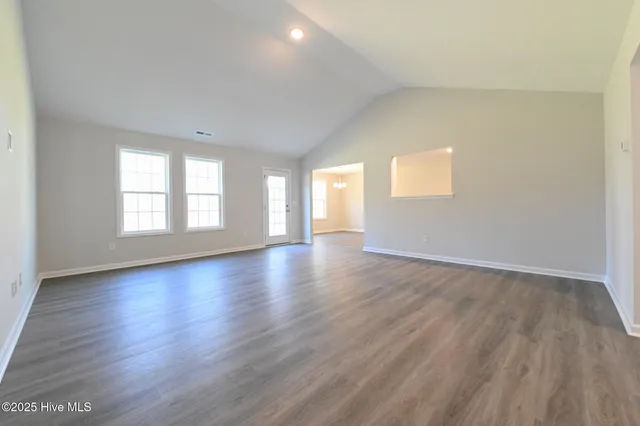 $279,706 | 207 Hl Vly Drive, Unit LOT 59), La Grange, NC 28551