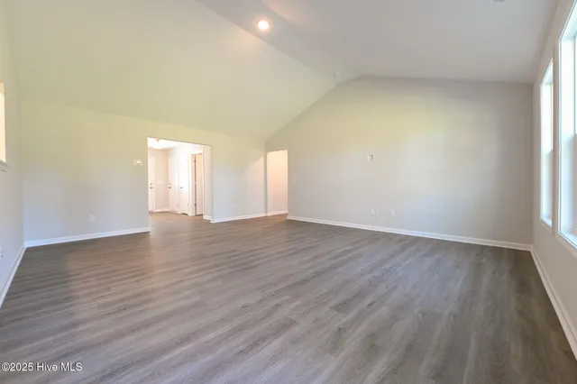 $279,706 | 207 Hl Vly Drive, Unit LOT 59), La Grange, NC 28551