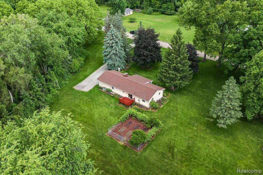 5633 Crandall Road Howell, MI 48855 - Photo 25 of 29