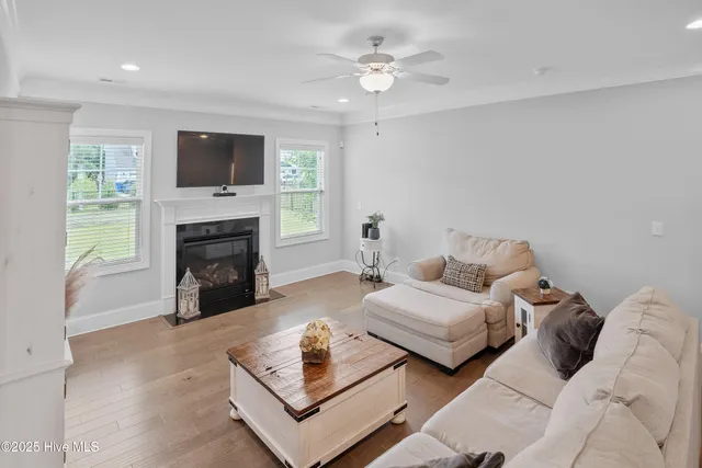 $2,800 | 61 Sailor Sky Way, Hampstead, NC 28443