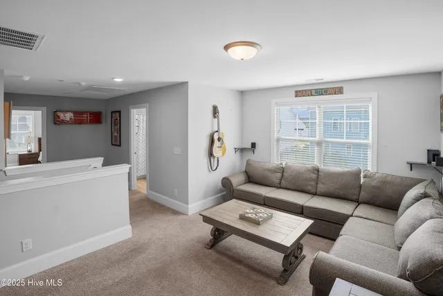 $2,800 | 61 Sailor Sky Way, Hampstead, NC 28443