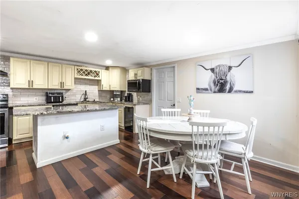 $424,900 | 6795 Nash Road, Wheatfield, NY 14120