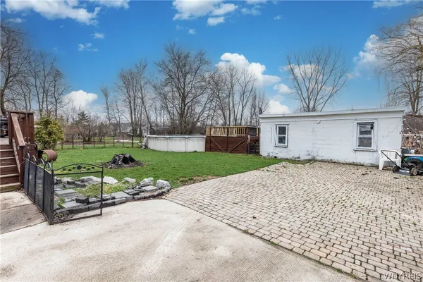 $424,900 | 6795 Nash Road, Wheatfield, NY 14120