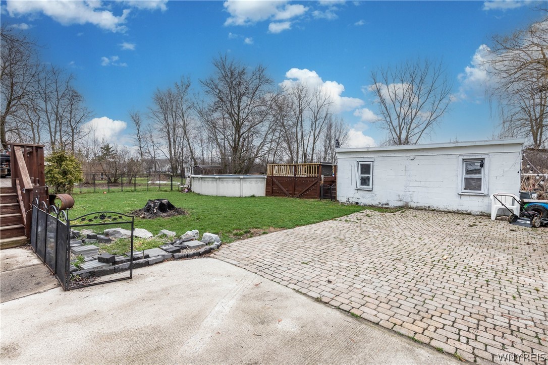 6795 Nash Road Wheatfield, NY 14120 - Photo 42 of 43 Shed