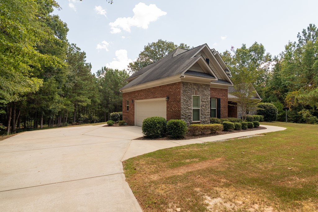 207 Madison Way Ellerslie, GA 31807 - Photo 3 of 30 Gallery Image 3