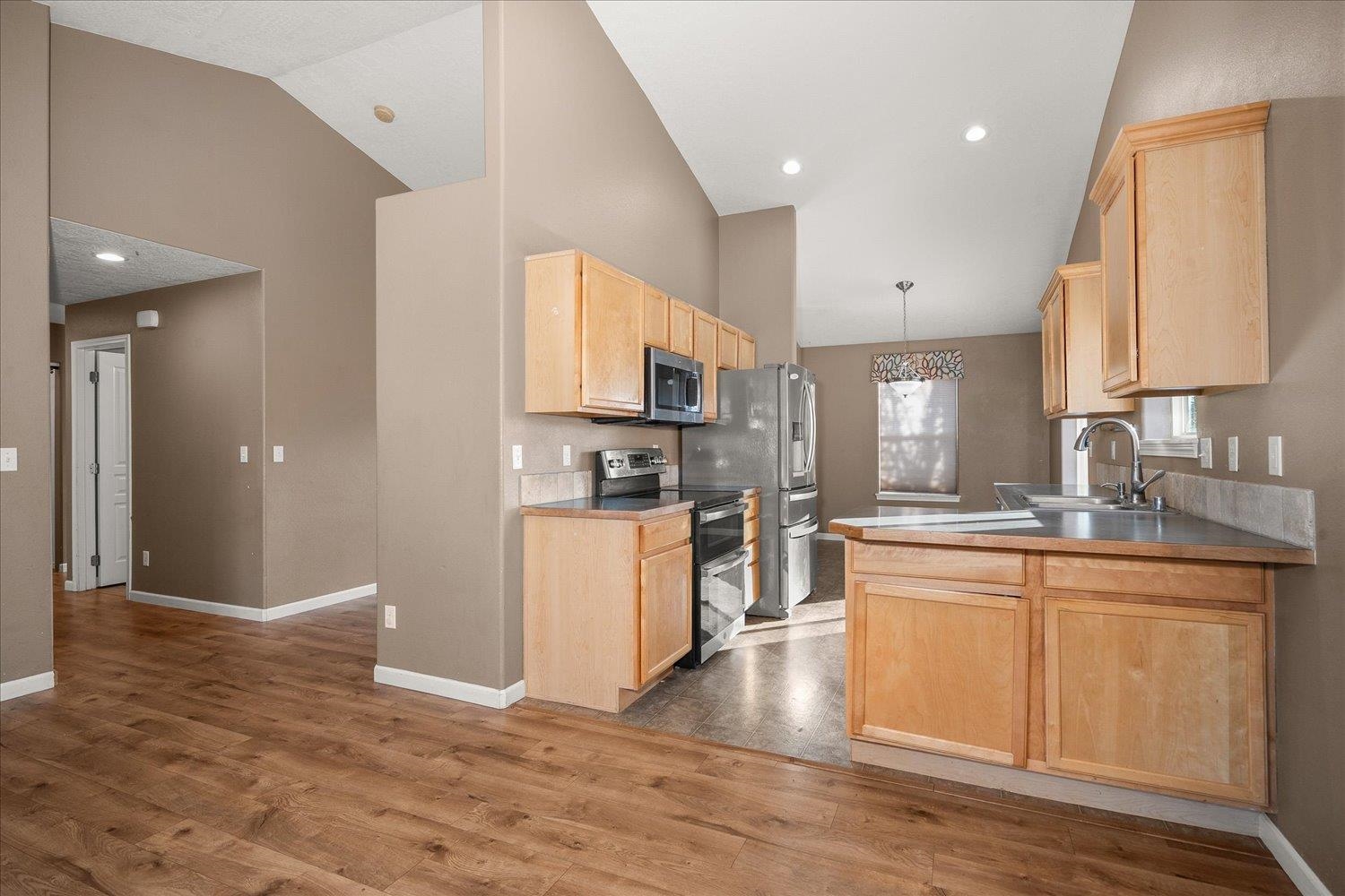 7905 North Ash Lane Spokane, WA 99208 - Photo 6 of 50