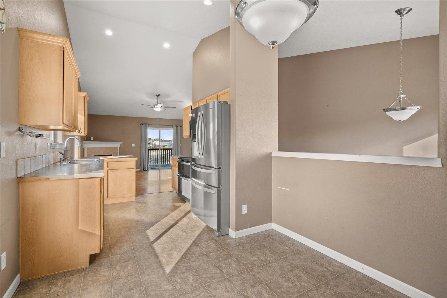 7905 North Ash Lane Spokane, WA 99208 - Photo 9 of 50