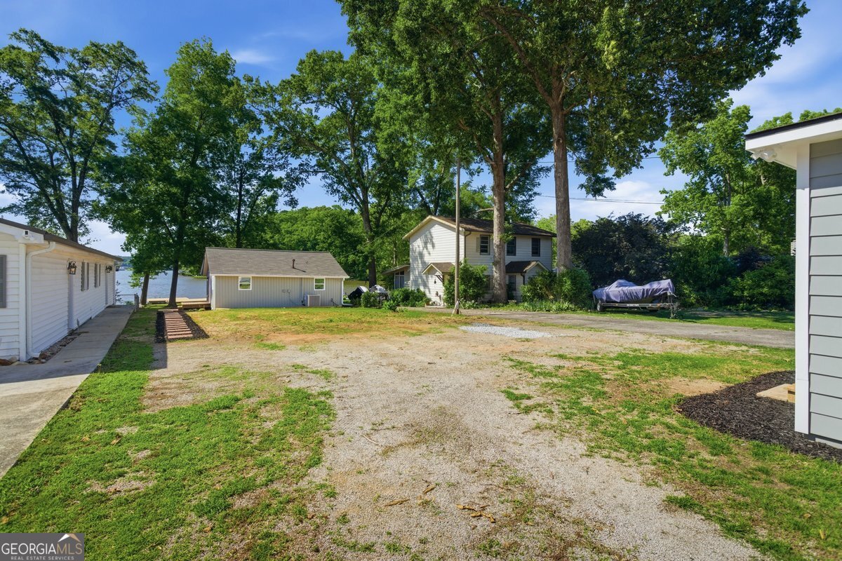 230 Arrow Point Road Jackson, GA 30233 - Photo 7 of 46