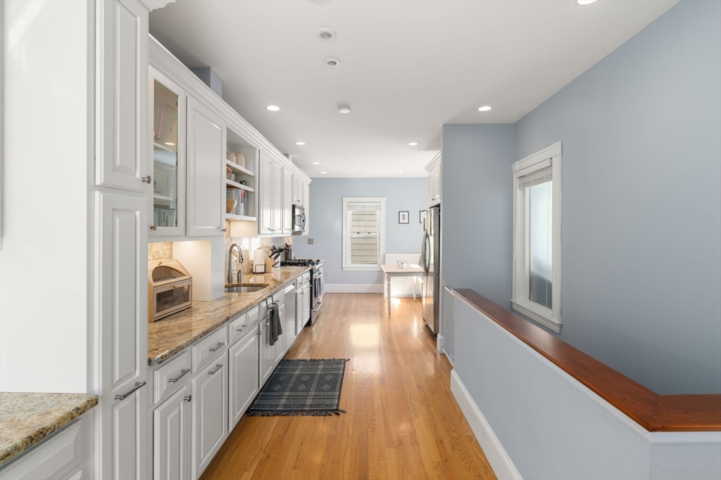 29 Charnwood Road, Unit 2 Somerville, MA 02144 - Photo 17 of 36 Gallery Image 17