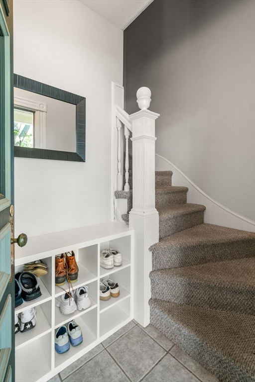 29 Charnwood Road, Unit 2 Somerville, MA 02144 - Photo 4 of 36 Gallery Image 4