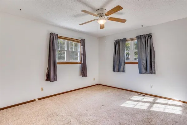 $215,000 | 1701 North Ridge Road, Derby, KS 67037