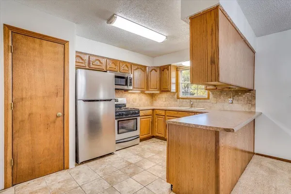 $215,000 | 1701 North Ridge Road, Derby, KS 67037