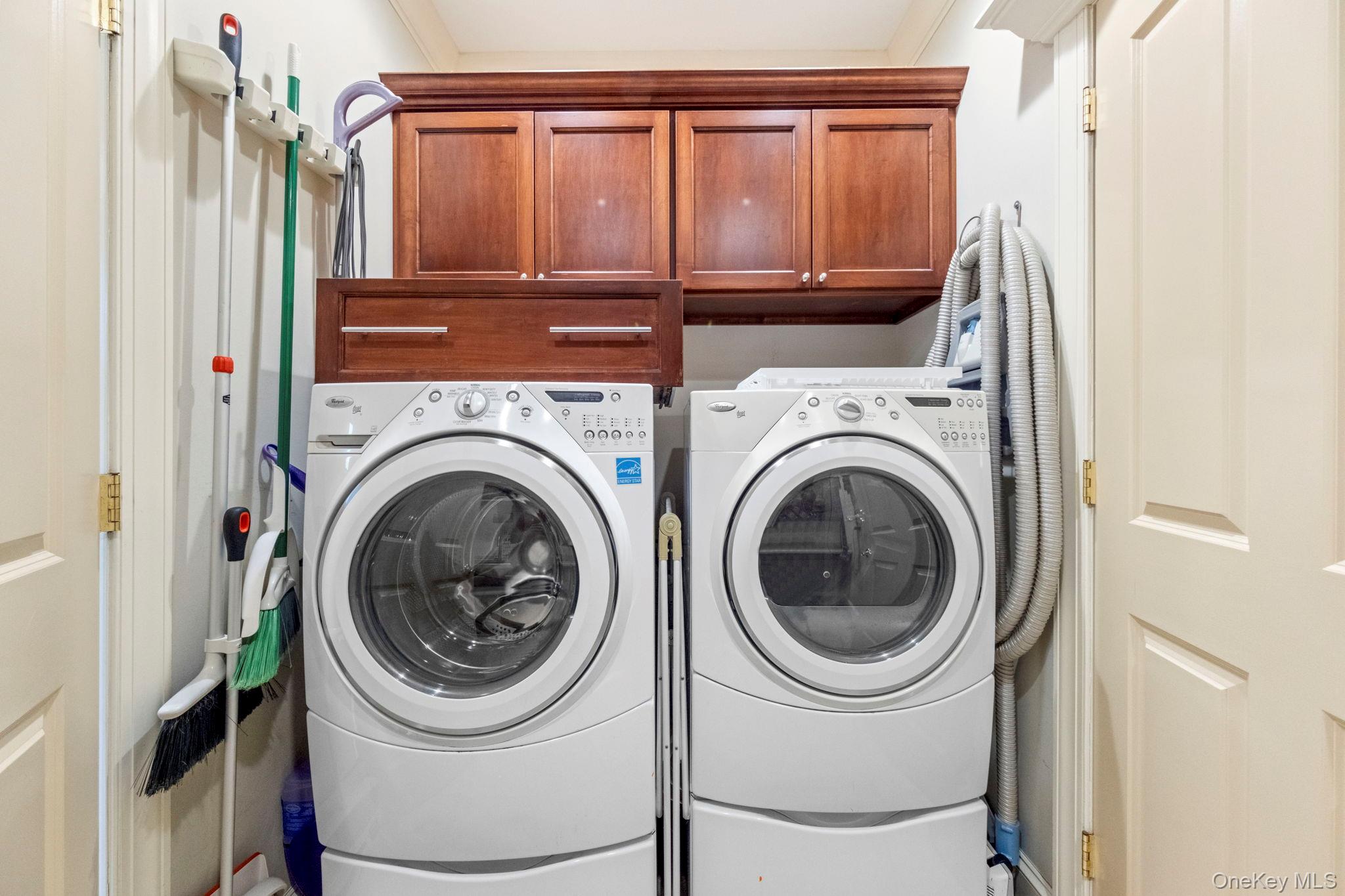 62 Middletown Point Road Rock Hill, NY 12775 - Photo 20 of 42 a utility room with dryer and washer