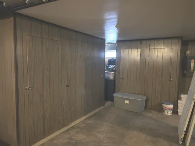 $750,000 | 2310 South 17th Avenue, Riverside, IL 60546