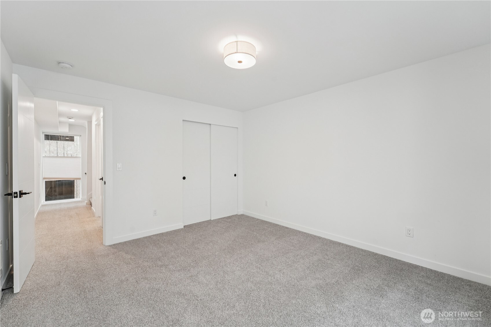 909 Hiawatha Place South, Unit B Seattle, WA 98144 - Photo 19 of 22 a view of an empty room