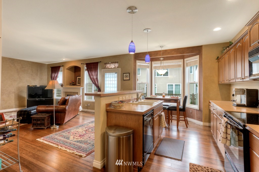 6959 Radius Loop Southeast Lacey, WA 98513 - Photo 4 of 16 Gallery Image 4