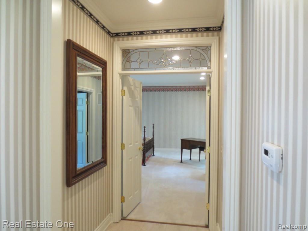 1330 New Love Lane Rochester, MI 48309 - Photo 15 of 43 IMG_5048.jpg