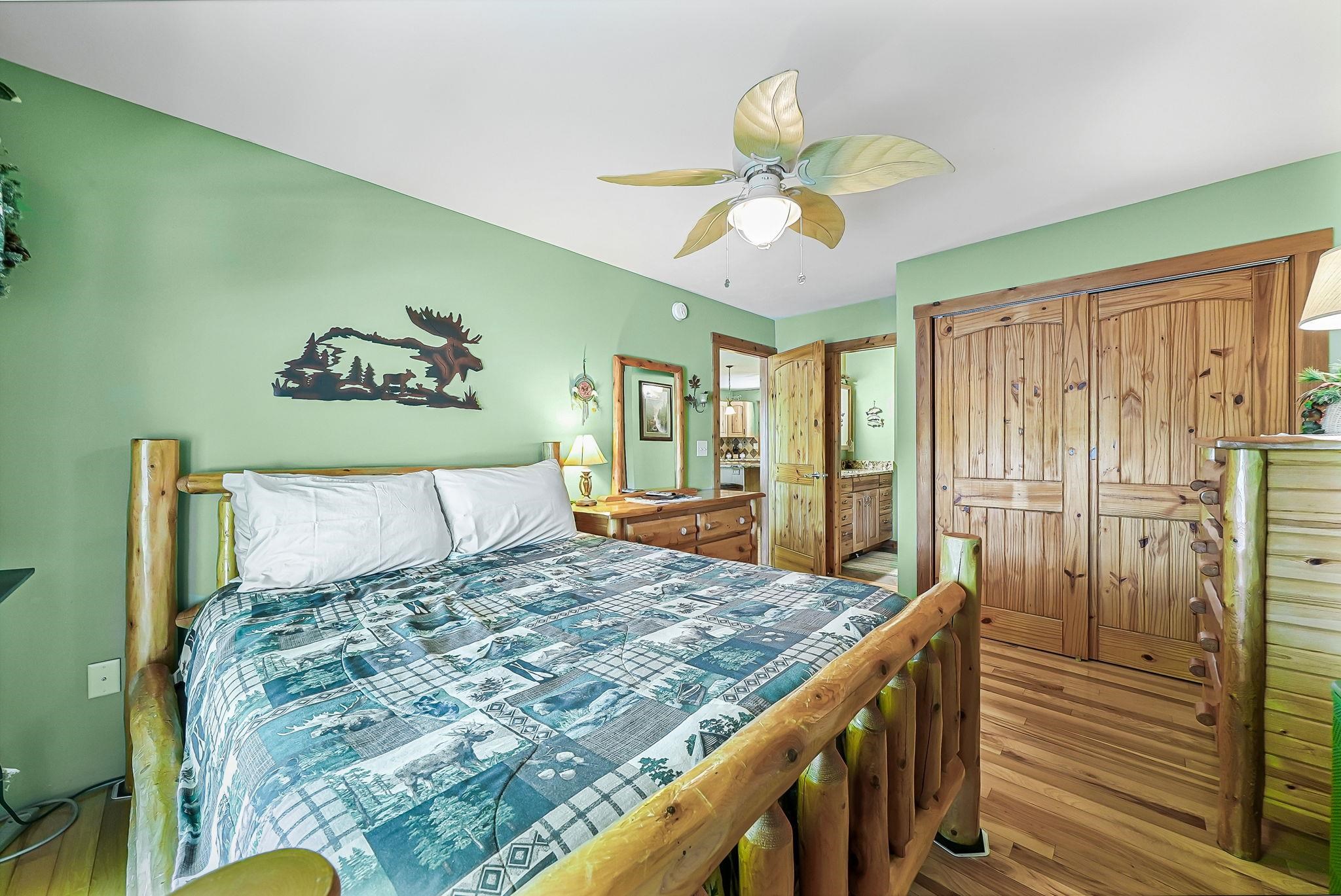 376 Highview Road Traverse City, MI 49696 - Photo 19 of 66