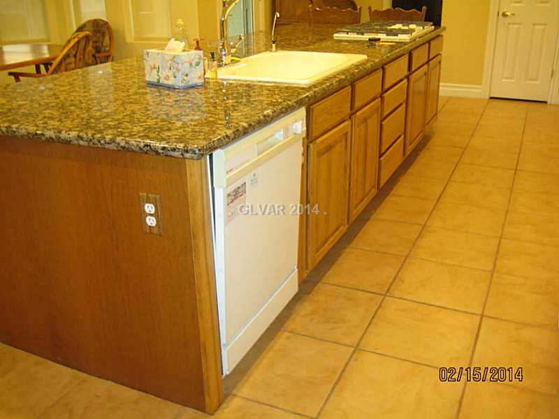 912 Rhyolite Terrace Henderson, NV 89011 - Photo 6 of 24 Kitchen. Cabinets