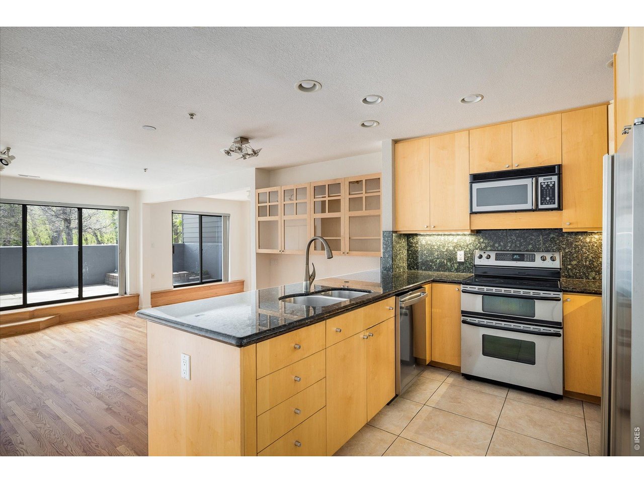 836 Walnut Street, Unit B Boulder, CO 80302 - Photo 6 of 36 Updated kitchen