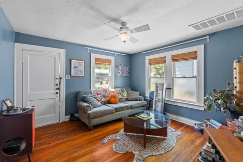 $895,000 | 504 East 38th 1/2 Street, Unit 504 504B 506, Austin, TX 78751