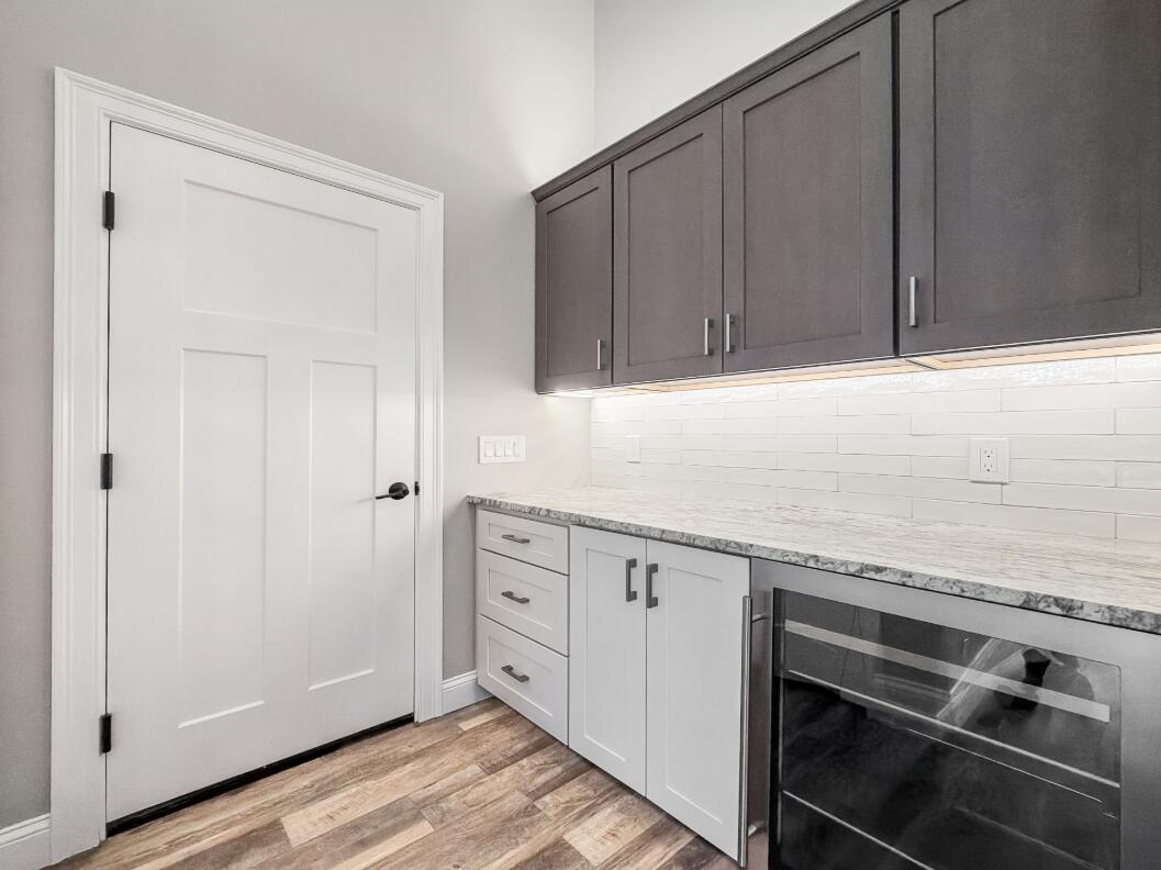 18 Daybreak Lane, Unit 13 Windham, ME 04062 - Photo 3 of 22 Dry Bar