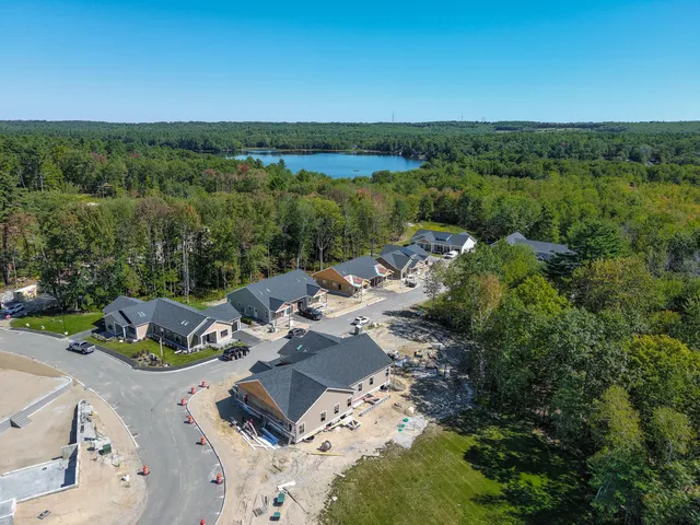 $769,000 | 18 Daybreak Lane, Unit 13, Windham, ME 04062