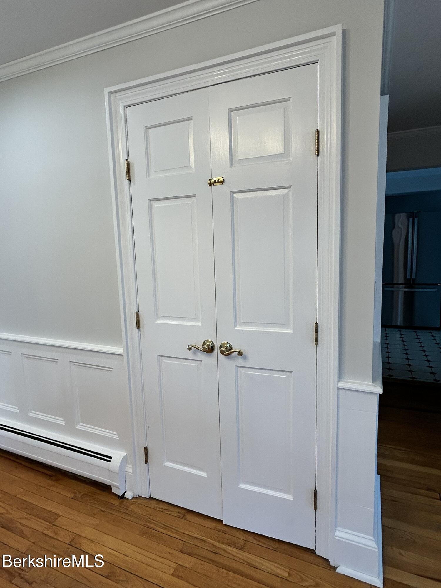 68 Ridge Avenue Pittsfield, MA 01201 - Photo 11 of 56 IMG_0036