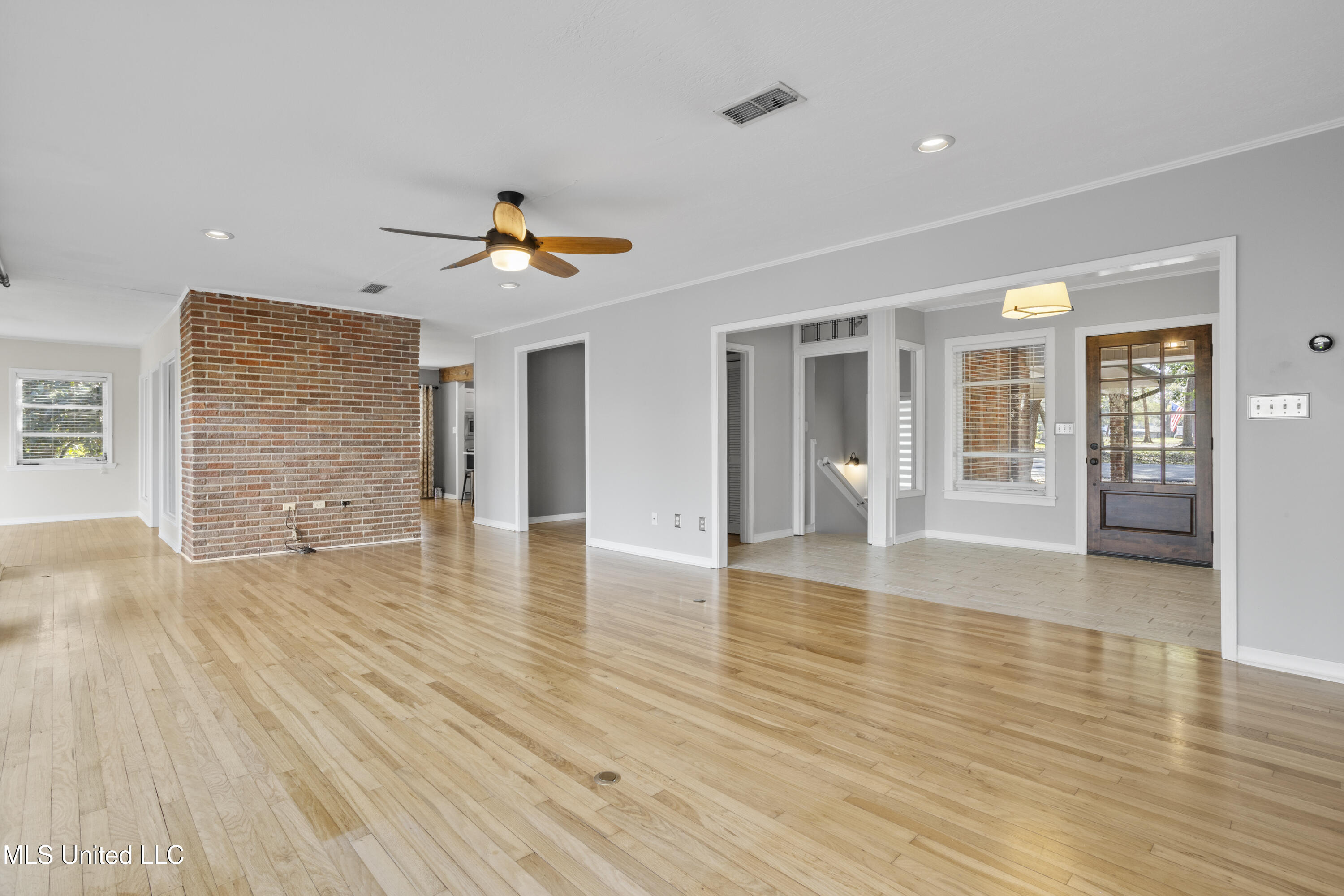 13500 Pine Road Ocean Springs, MS 39564 - Photo 14 of 48 015