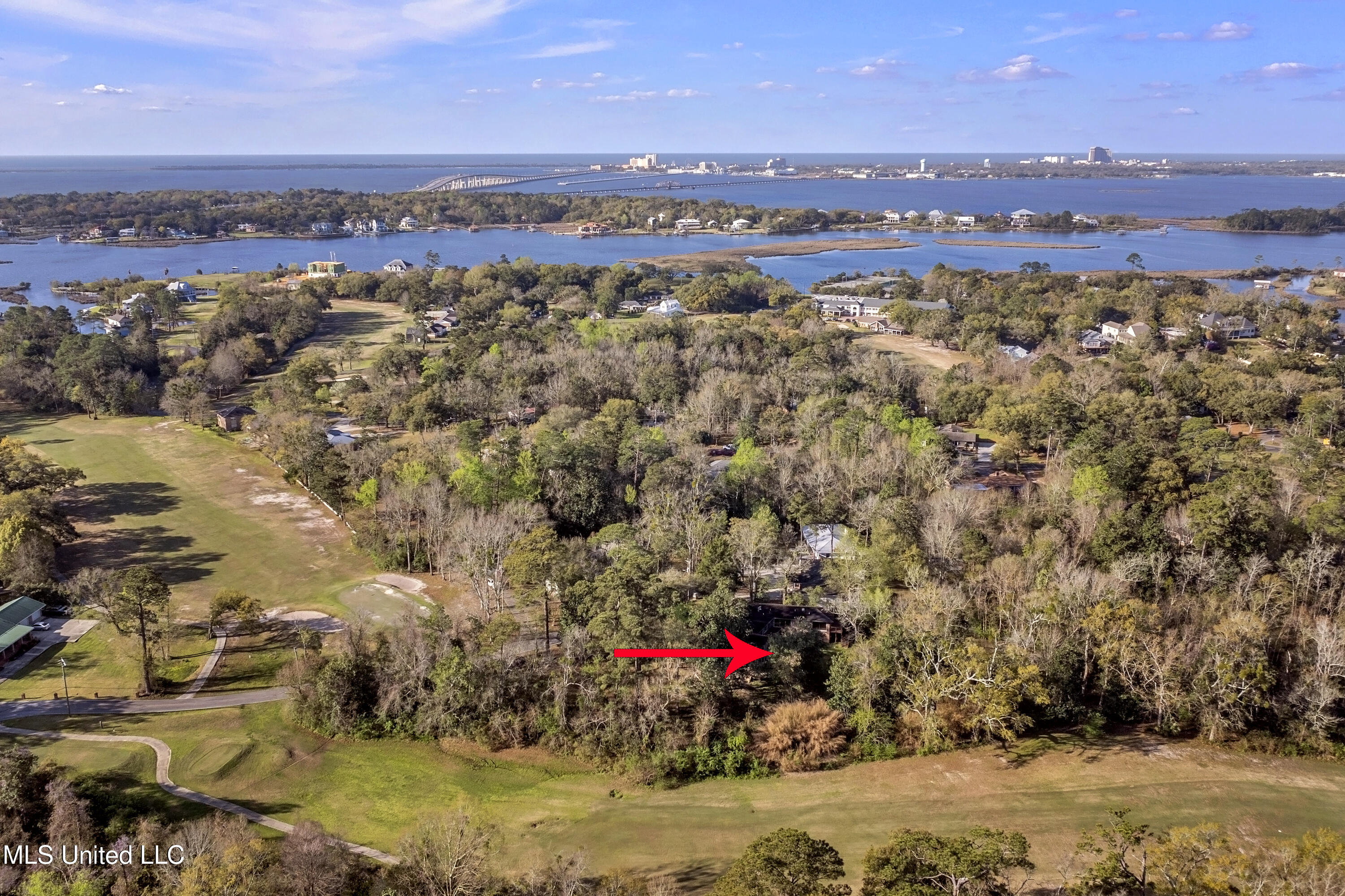 13500 Pine Road Ocean Springs, MS 39564 - Photo 2 of 48 002