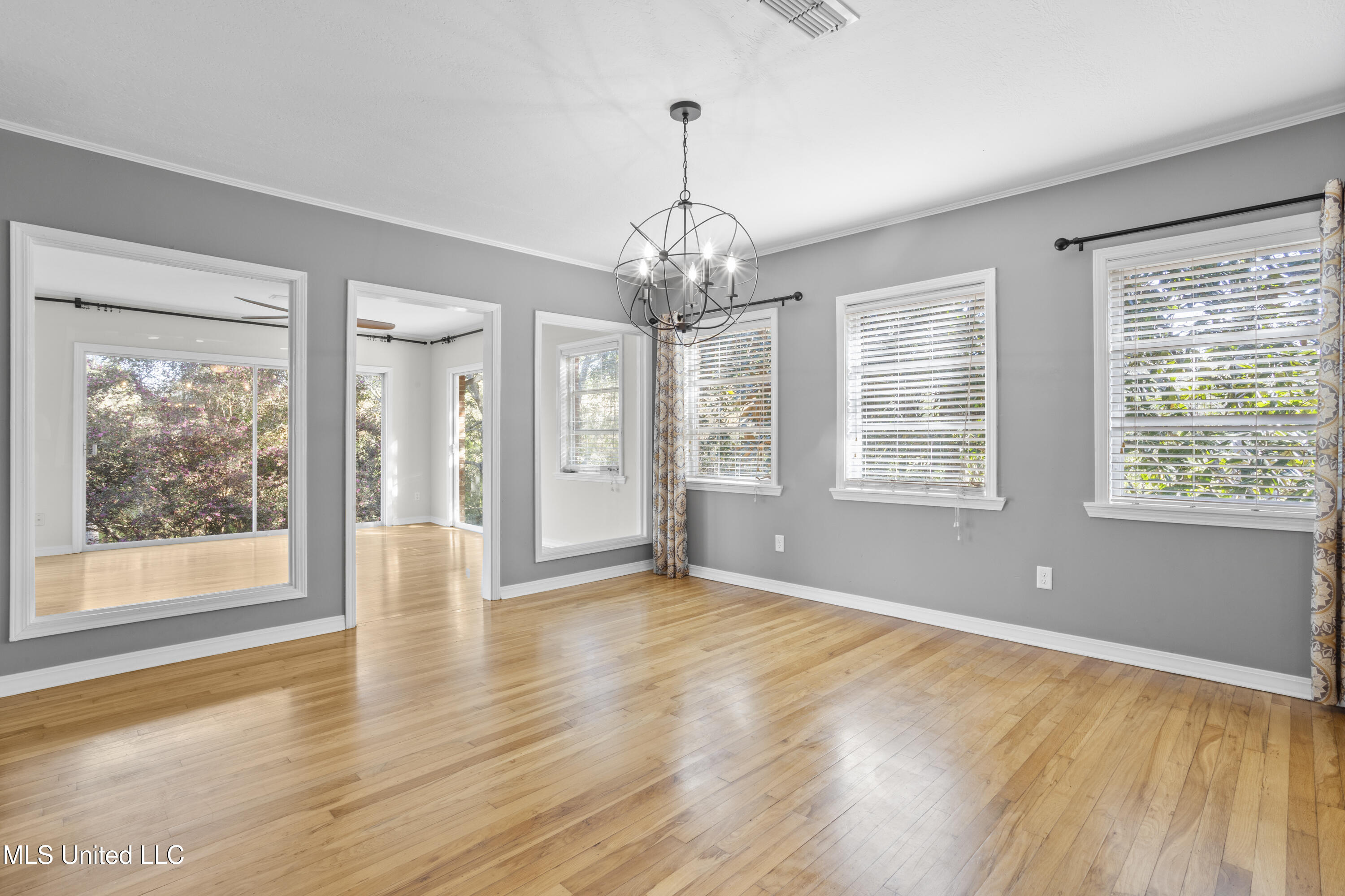 13500 Pine Road Ocean Springs, MS 39564 - Photo 21 of 48 023