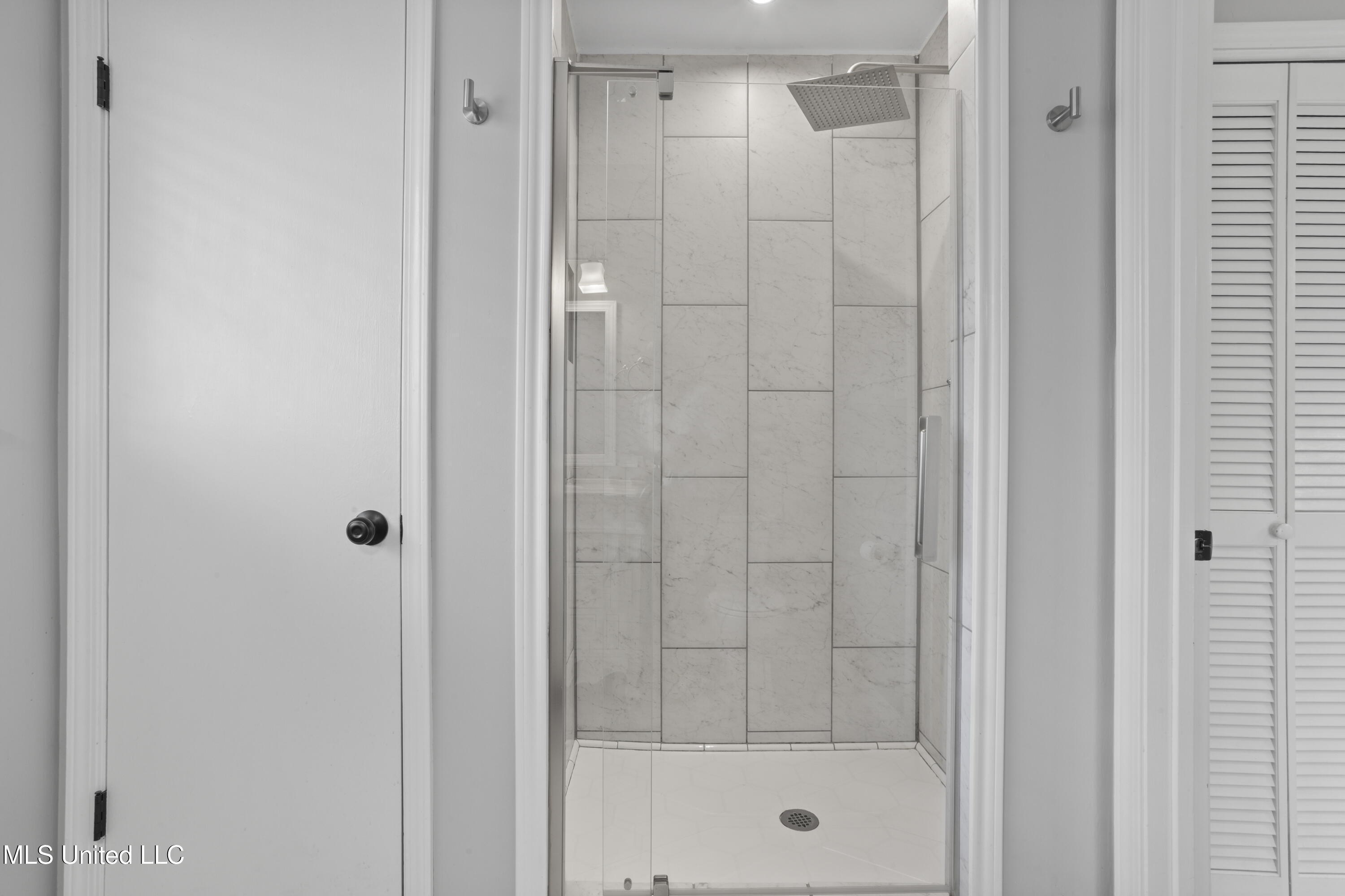 13500 Pine Road Ocean Springs, MS 39564 - Photo 35 of 48 037