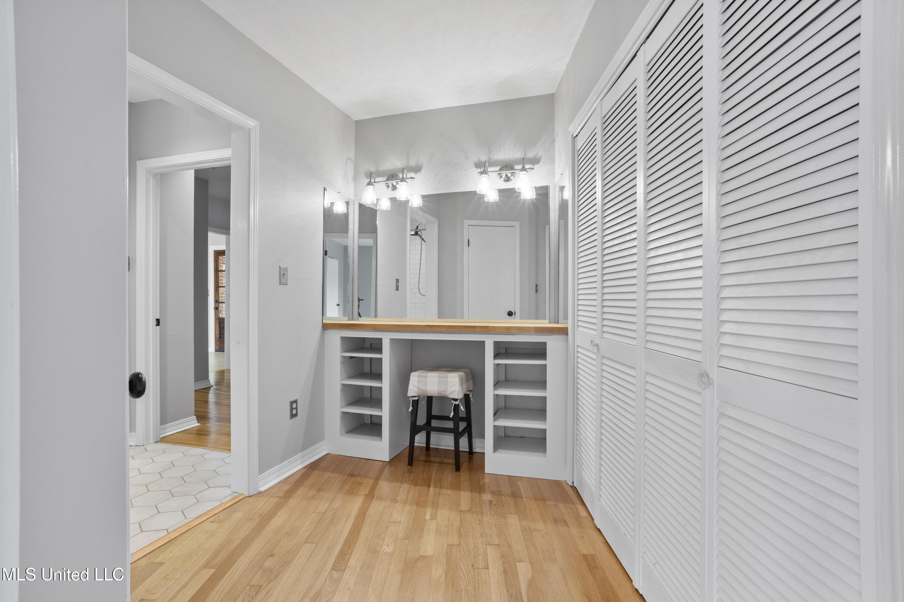 13500 Pine Road Ocean Springs, MS 39564 - Photo 38 of 48 040