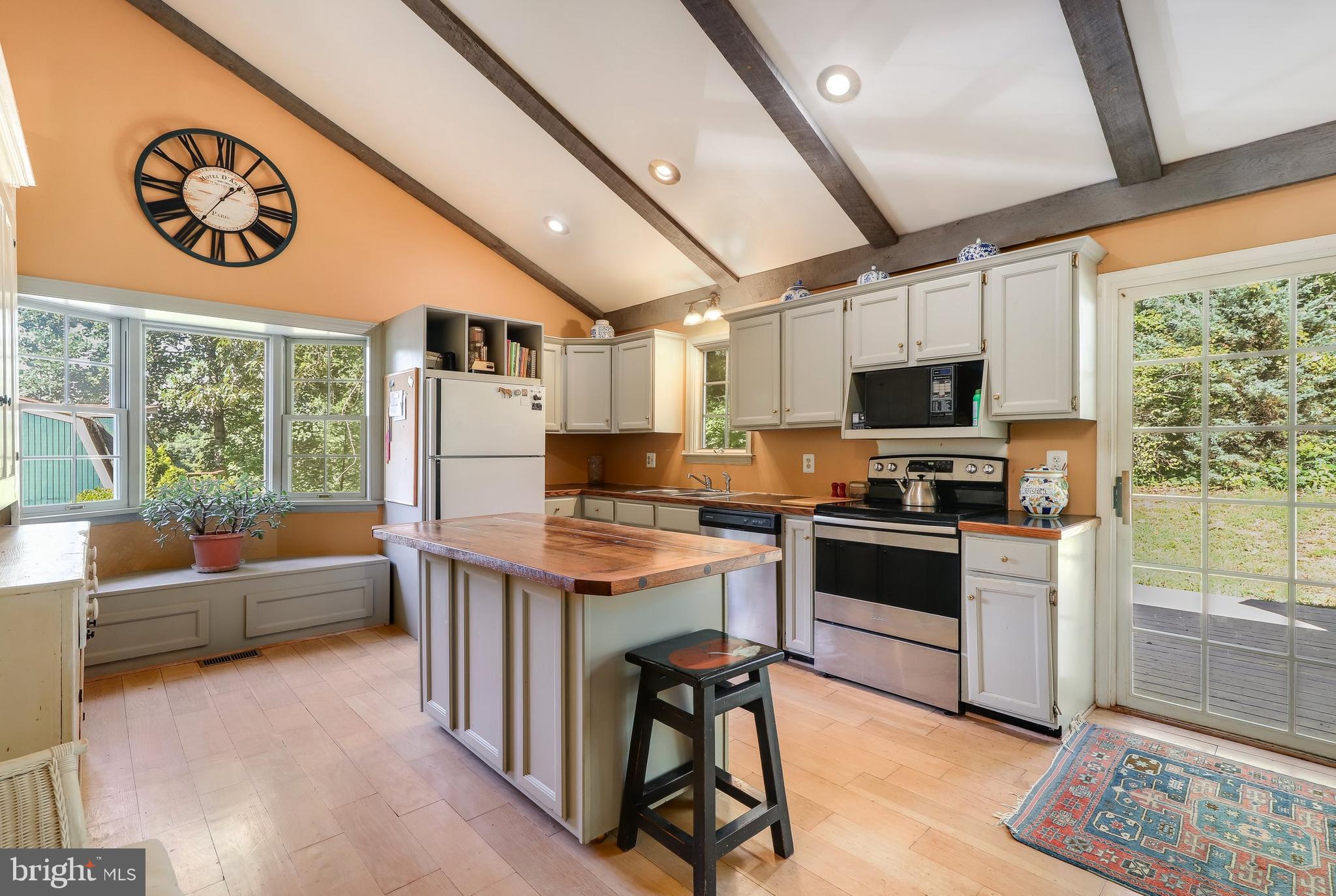 9246 Meetze Road Midland, VA 22728 - Photo 12 of 53 Gallery Image 12