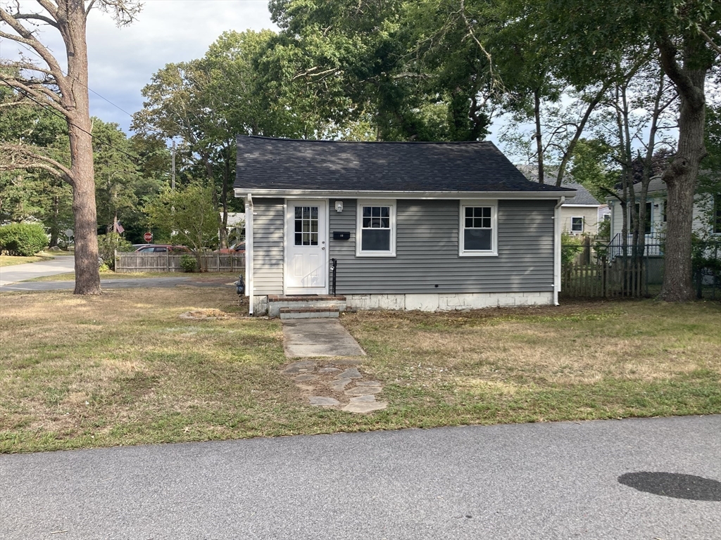 13 Fir Street Wareham, MA 02571 - Photo 1 of 23 Gallery Image 1