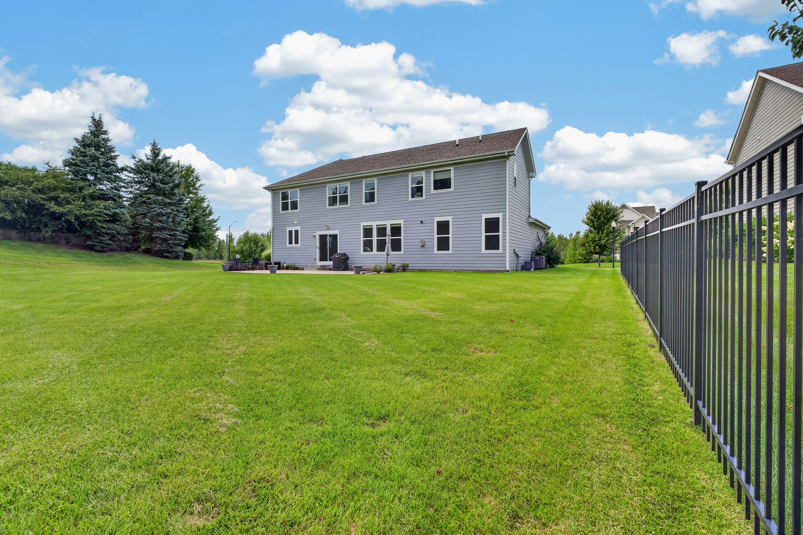 4342 Rudyard Kipling Road Elgin, IL 60124 - Photo 35 of 44 Gallery Image 35