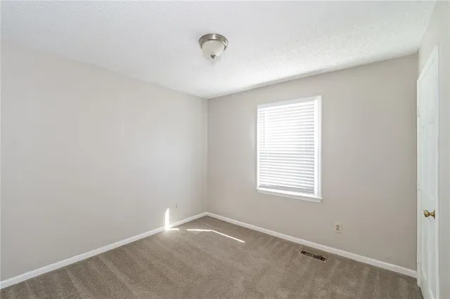 $1,995 | 602 Southwest Montana Ridge Drive, Grain Valley, MO 64029