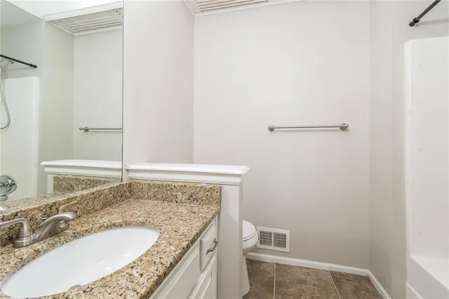 $1,995 | 602 Southwest Montana Ridge Drive, Grain Valley, MO 64029