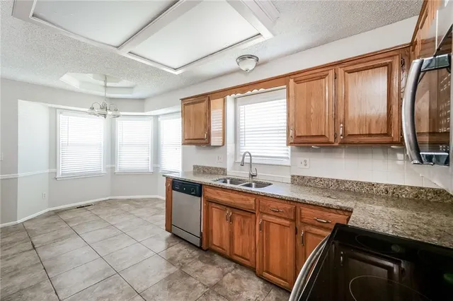 $1,995 | 602 Southwest Montana Ridge Drive, Grain Valley, MO 64029